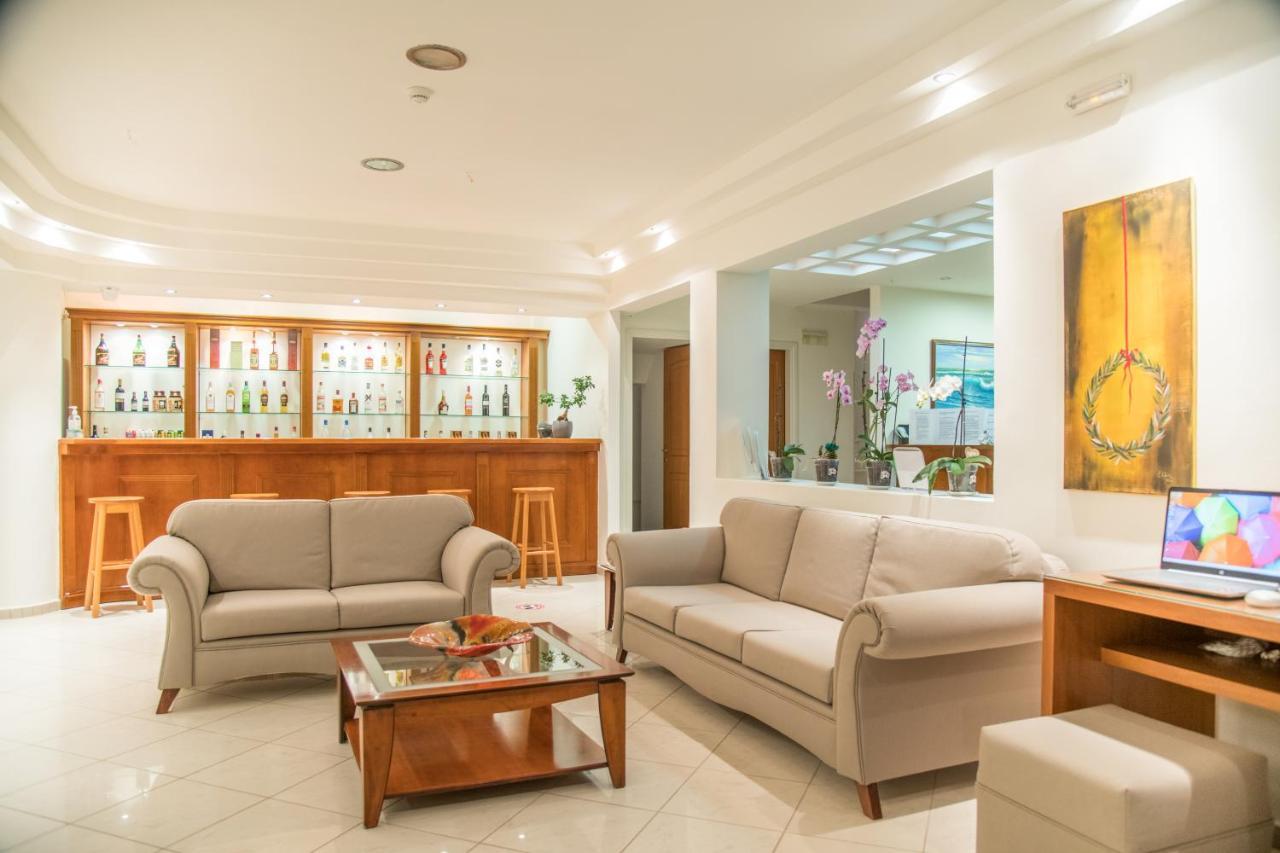 Hotel Hiona